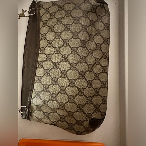 Gucci GG Supreme Web Sherry Crossbody - Picture 3 of 4